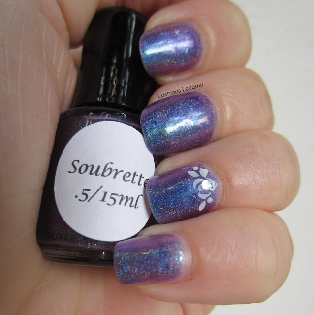 Darling-Diva-Soubrette-Mulit-Chrome-Linear-Holographic