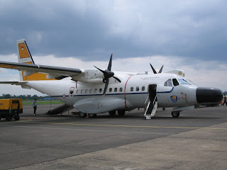 [imagetag] Pesawat CN-235 - 7 Pesawat Buatan Indonesia Komersial dan Tempur - www.iniunik.web.id