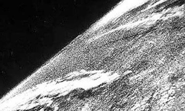 Rarest Historical Photos, That you can Never Forget. - The very first photo of Earth, from space in the year 1946