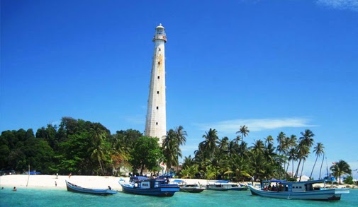 Keindahan Pantai Pulau Lengkuas Dari Mercusuar Objek Wisata Terbaik di Belitung