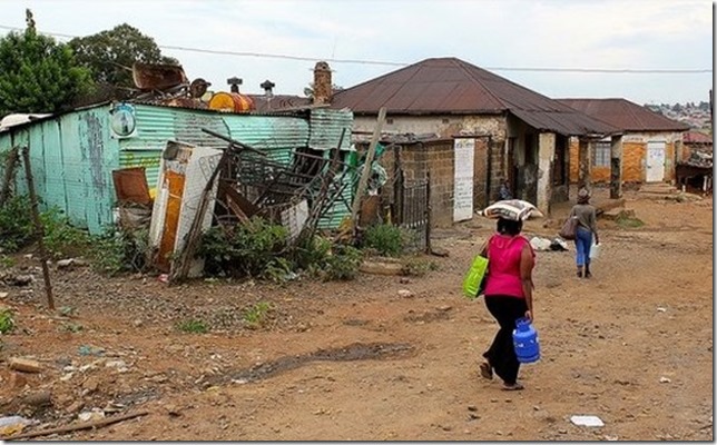 Soweto-shacks-by-Nagarjun-flickr