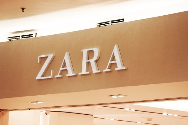 the logo of Zara