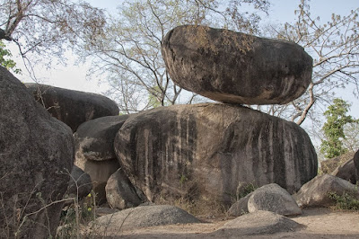 Balancing Rock in Jabalpur