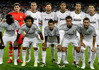 REAL MADRID TEAM PHOTO 2012