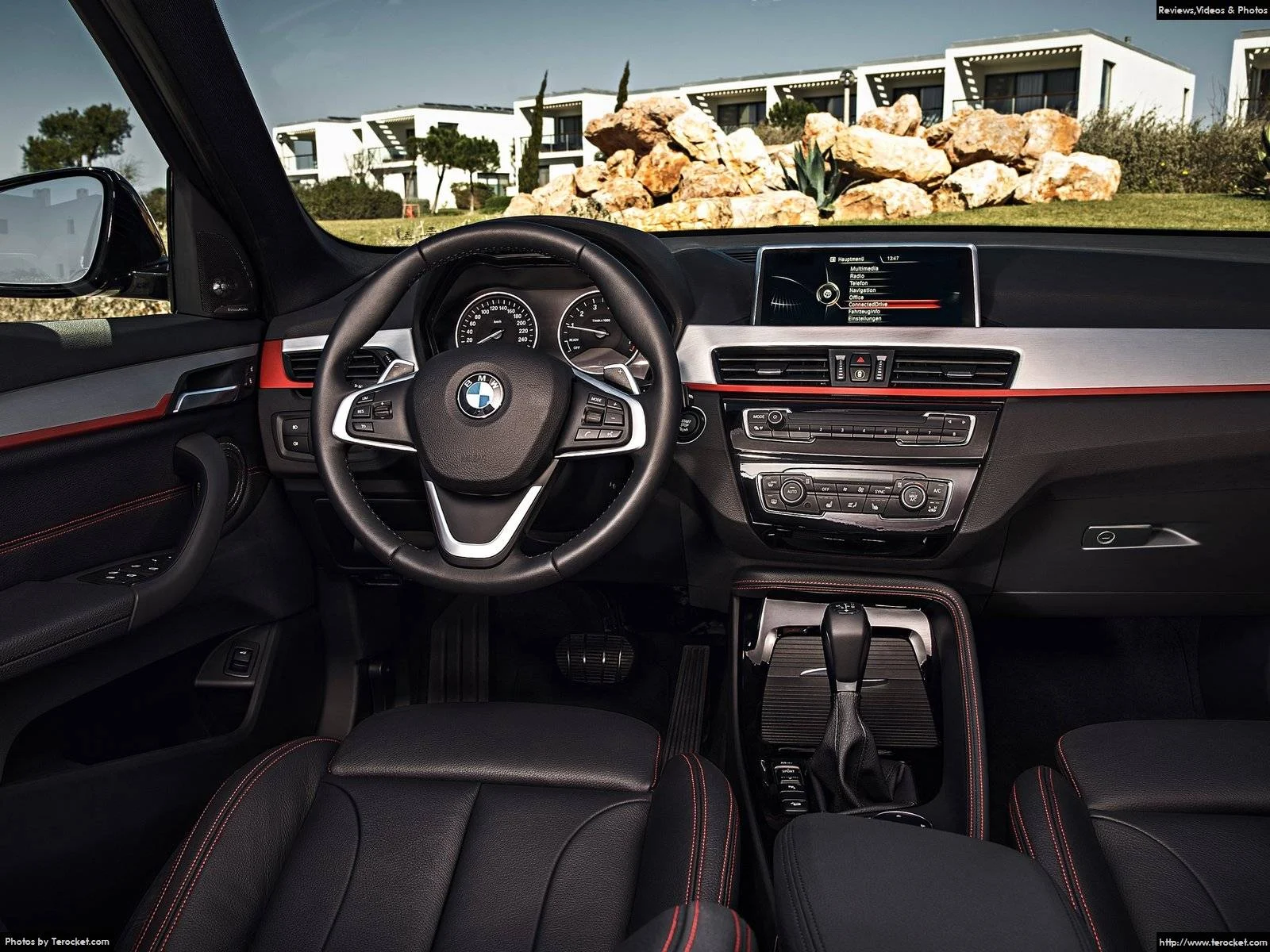 Hình ảnh xe ô tô BMW X1 2016 & nội ngoại thất