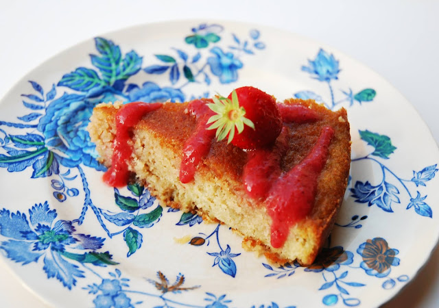 Gâteau vanille, fraise, pommes de terre (sans gluten)