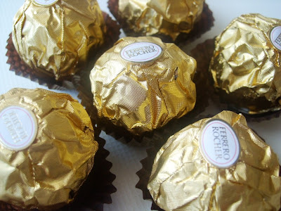 I love Ferrero Rocher chocolates (who doesn't, really?