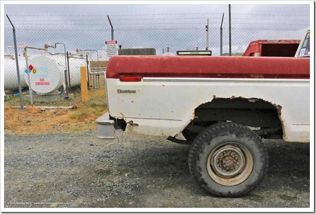 150907_Adak_rusted_truck