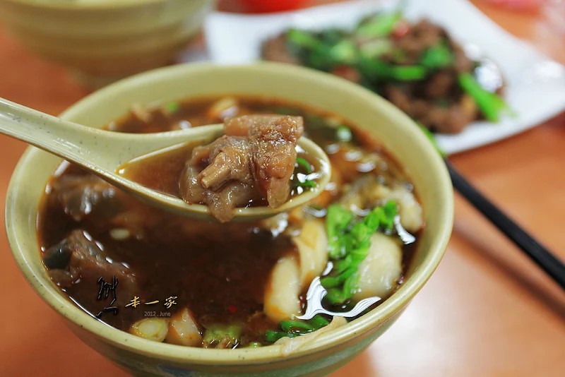 桃園機場捷運長庚醫院站美食餐廳｜一畝園餐廳~北方刀削麵點熱炒