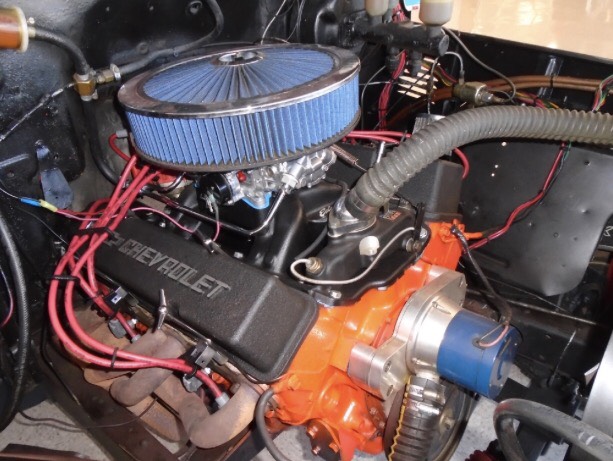 350 Powered Land Cruiser Engine Bay