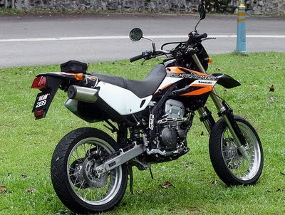 Harga Motor Bekas: kawasaki D-Tracker X Spesification