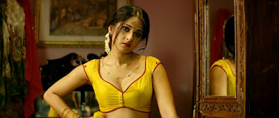 anushka shetty navel