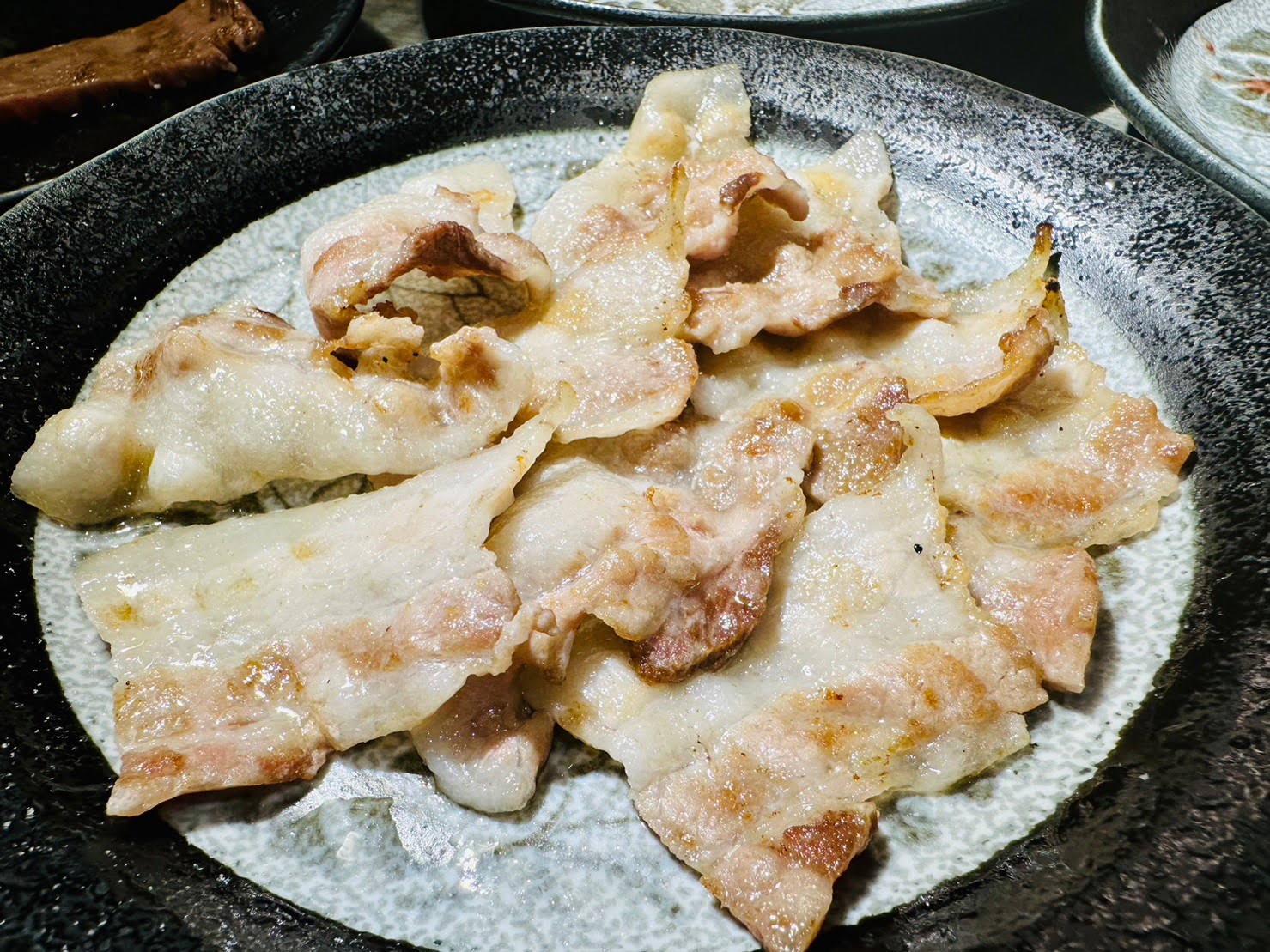 台中美食必吃 西區公益路餐廳推薦 KoDō和牛燒肉 代烤橫隔膜、牛舌、不用自己烤