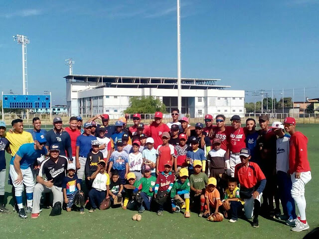 APURE: Se efectuó caimanera tradicional de béisbol   en las instalaciones del polideportivo