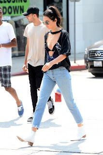 Kendalljenner008g06