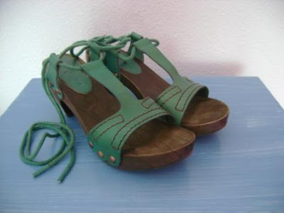 Zapatos de Madera de Margary Delgado