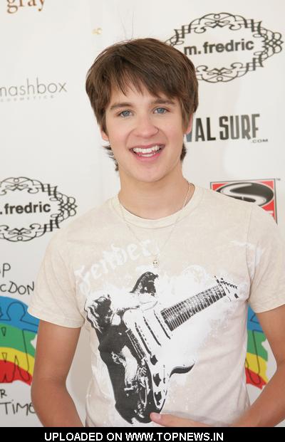 Unknown Hottie JR Devon Werkheiser