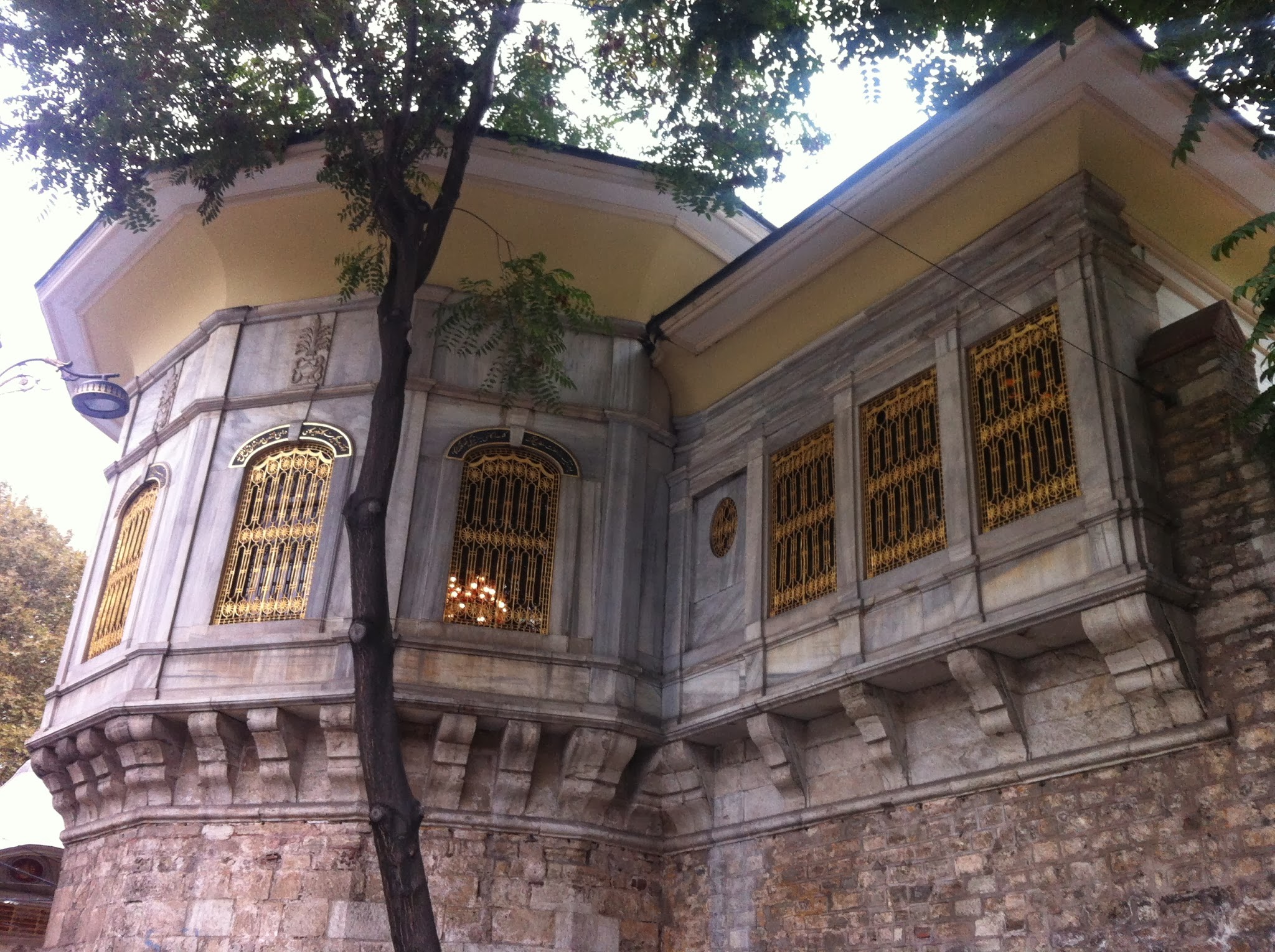 Istanbul - Istiklal Street, Topkapi Palace and Sultan Ahmet Mosque