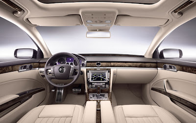 2011 Volkswagen Phaeton Interior Room