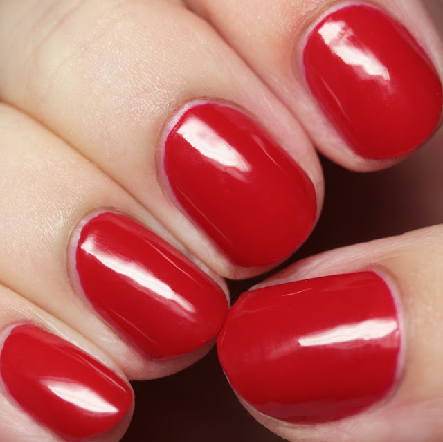 Essie 90 Really Red