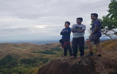 Pinoy Solo Hiker - Team Una