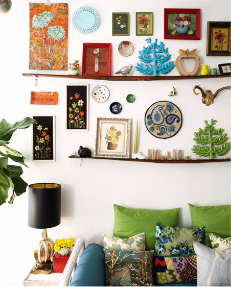  how to decorate a blank wall, with the schemes.