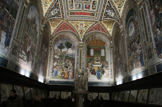 Libreria Piccolomini - Siena