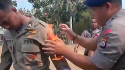 Tips dan Trik Bila Pakaian Terbakar, Ini Latihan dari Batalyon A Pelopor Satuan Brimob Polda Banten