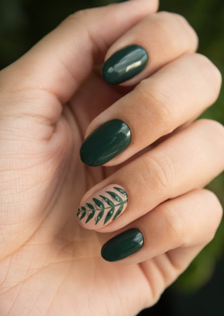 nail-shapes-oval