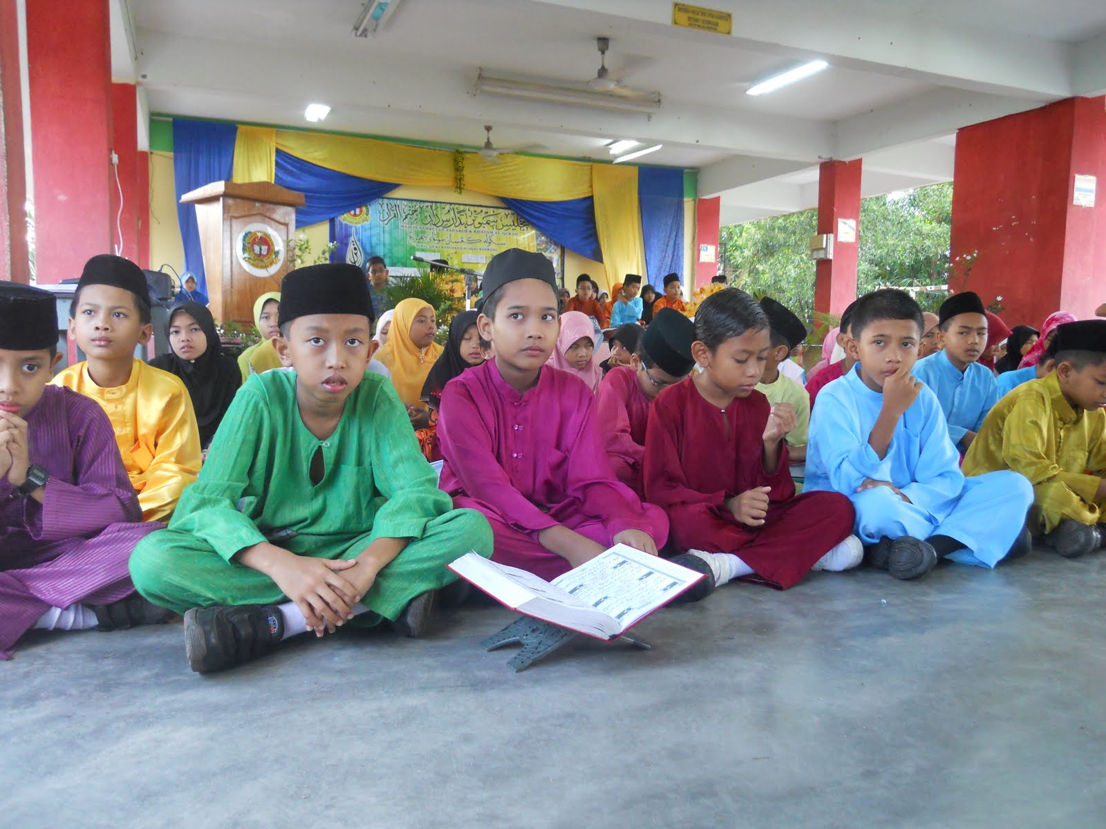 SK SUNGAI BEHRANG: MAJLIS SAMBUTAN TADARUS DAN KHATAM AL-QURAN