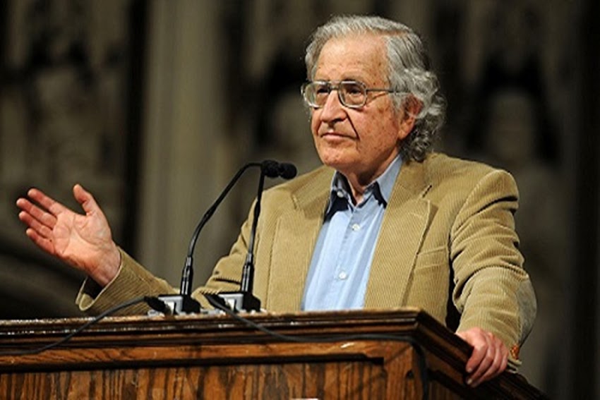 Noam Chomsky 