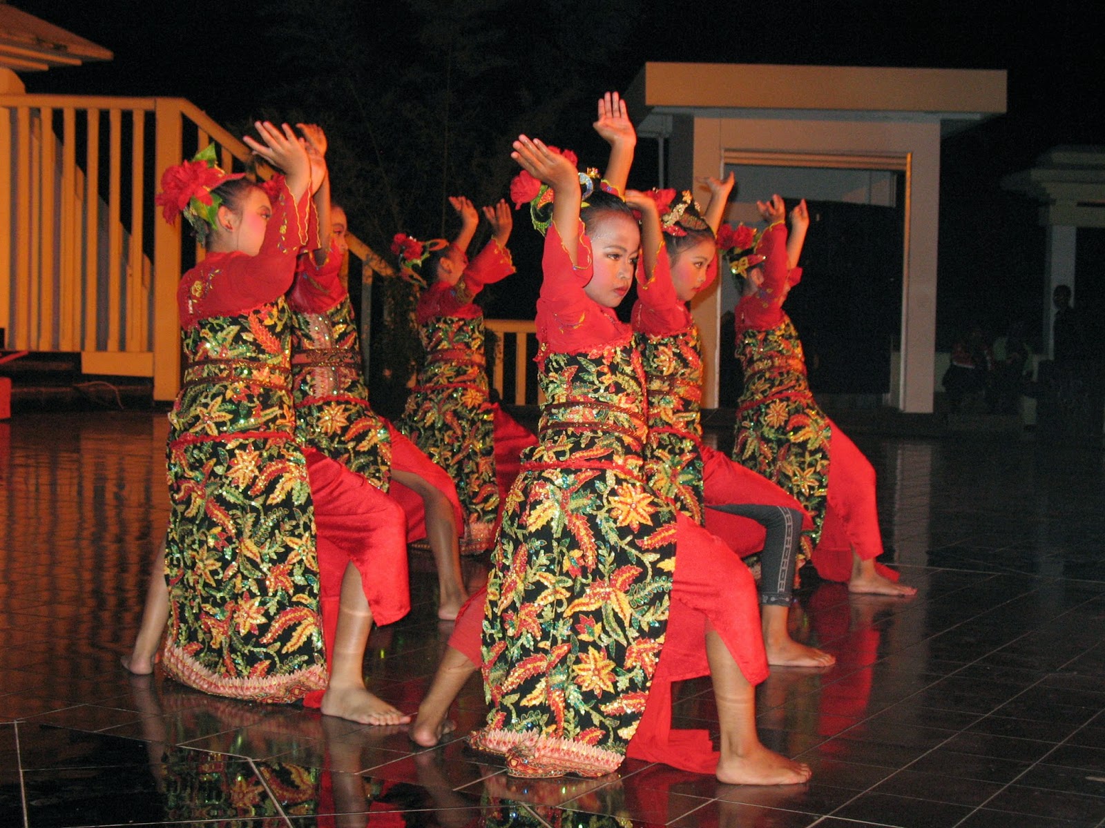 Peninggalan Sosial Budaya di Jawa Barat