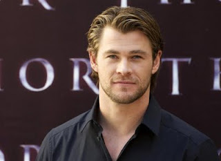 Most Popular Actor Chris Hemsworth, actor of film Thor, Most Popular Celebrity Chris Hemsworth, latest phgoto shoots of Chris Hemsworth