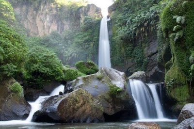 Fasilitas Dan Informasi Tentang Legenda Wisata Air Terjun Coban Rondo Batu Malang