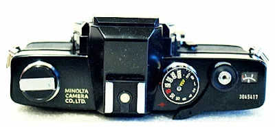 Minolta SRT-303, Top