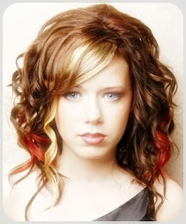 Model Rambut Keriting Pendek Terbaru 2013 