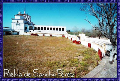 Resultado de imagen de ermita de belen puebla de sancho perez"