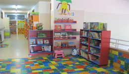 Biblioteca, 1º andar.