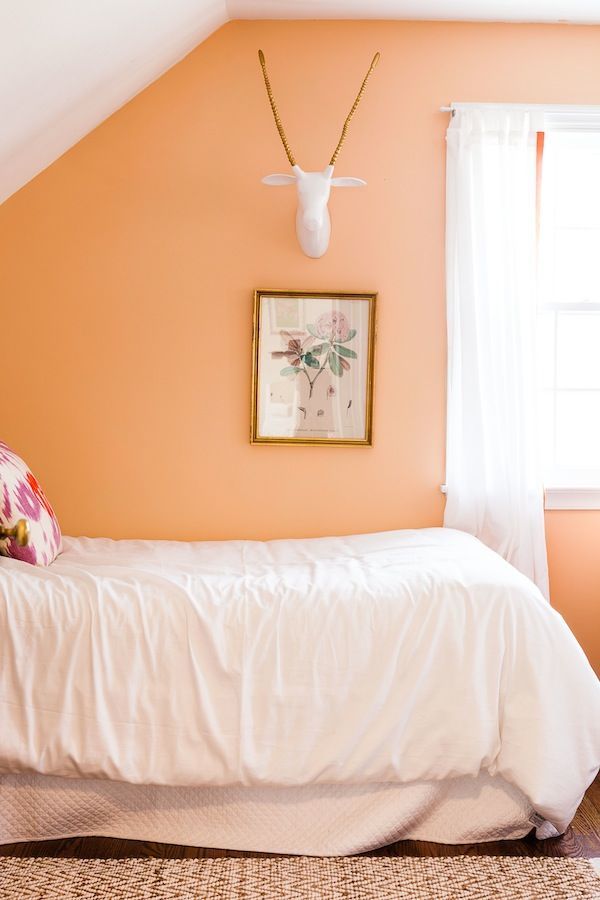 Cat Bilik Tidur Warna Pastel Orange