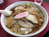 白金高輪春来の焼豚ワンタン麺