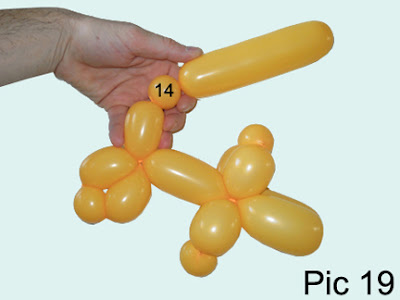 Balloon animals twisting instructions: Balloon crocodile