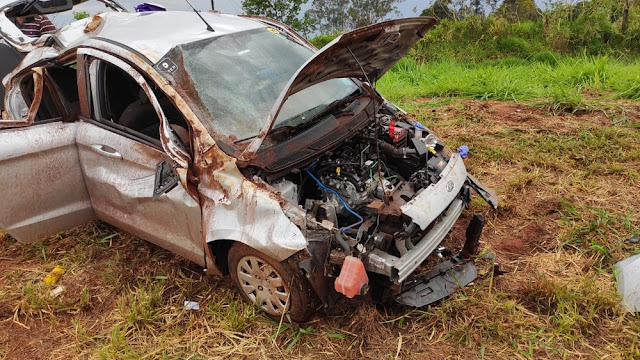 Motorista perde o controle da direção e capota carro na Rodovia Assis Chateaubriand