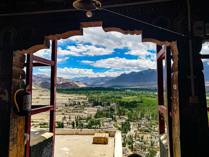  Indus valley from THIKSAY monastery