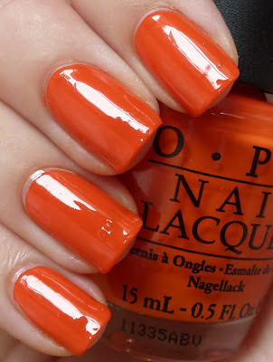 A Roll In The Hague, OPI, swatch