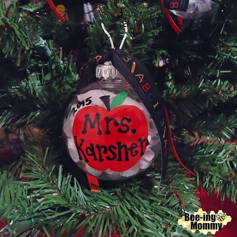 Teacher Ornament Tutorial: Personalized Apples