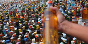 Petugas Perbatasan Nunukan Gagalkan Penyelundupan Ratusan Botol Miras dari Malaysia