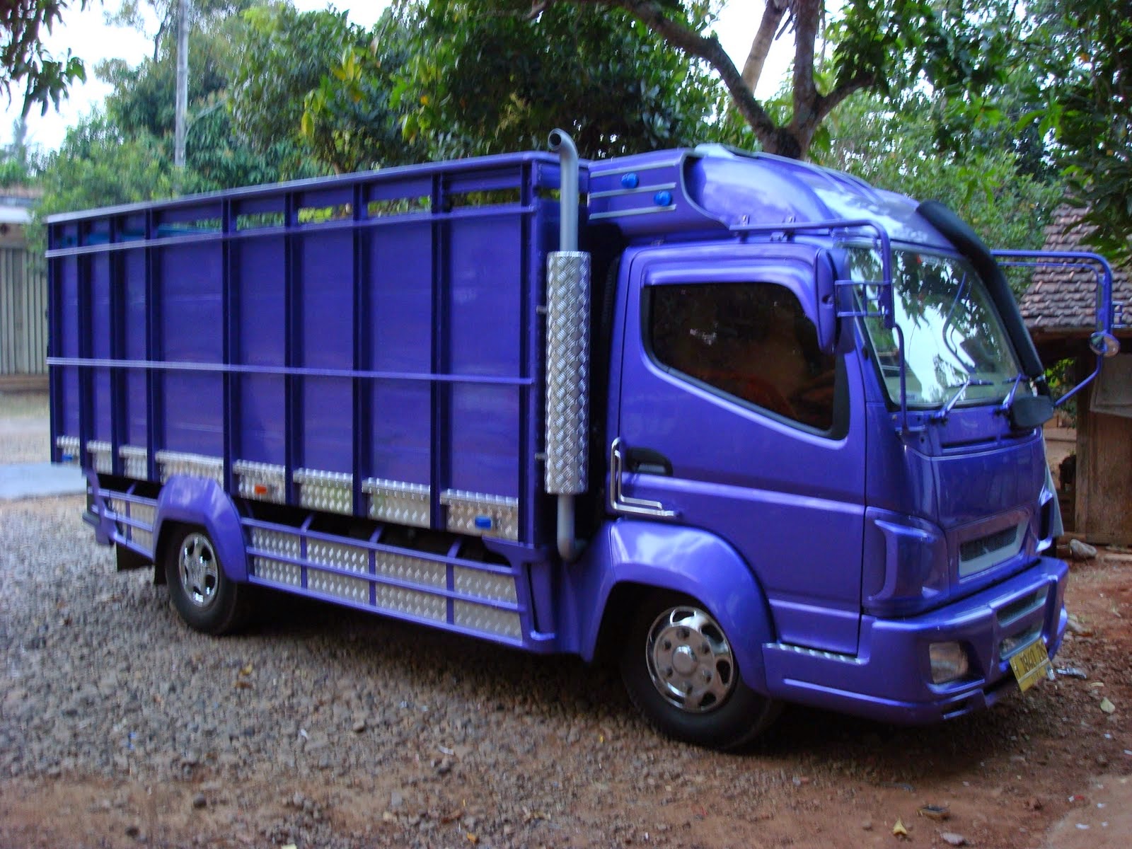 Kumpulan Foto Modifikasi  Truk  Indonesia Terbaru  Modif 