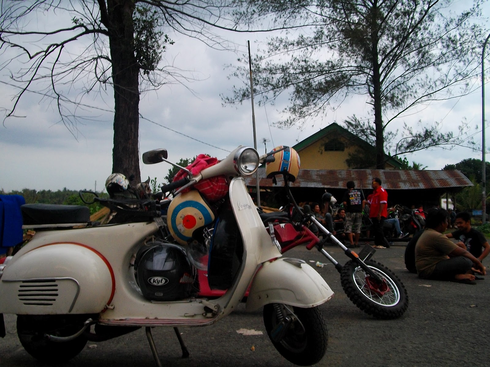 Raflesia Q Dwi Arumnita TYPE VESPA Mue