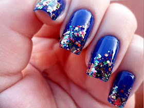 shiny blue nail design 