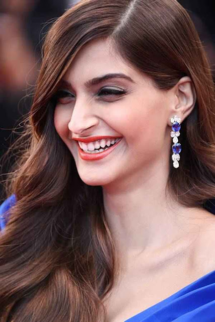 Sonam kapoor photos and images free download